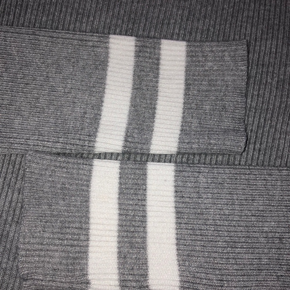 Gray Knit Top - Picture 3 of 7